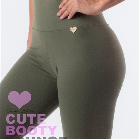Cute Booty Lounge Active Leggings- Military Green - Picture 4 of 5